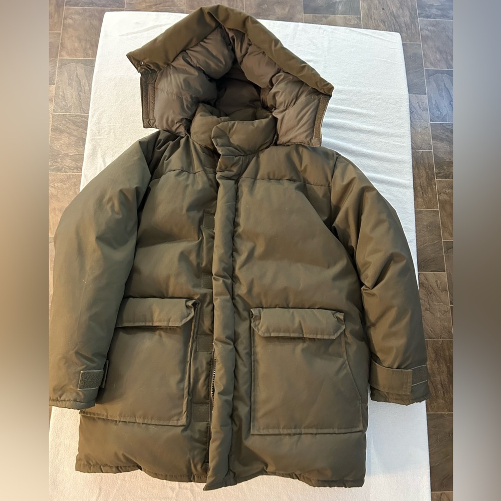 Mens Large Cabela’s Goose Down Jacket Olive Green Coat Excellent Condition
